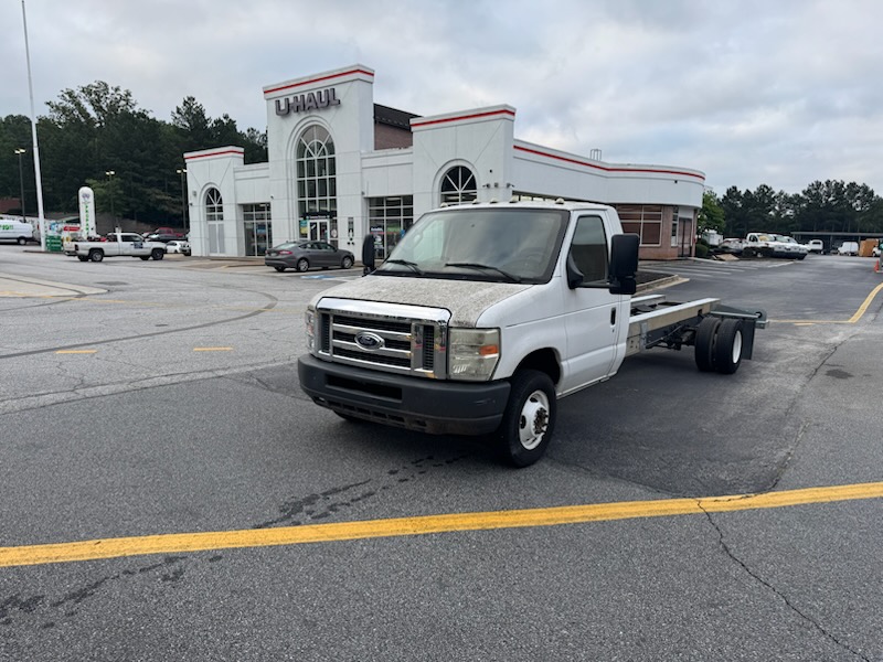 Used 2011 20 ' Cab and Chassis for sale