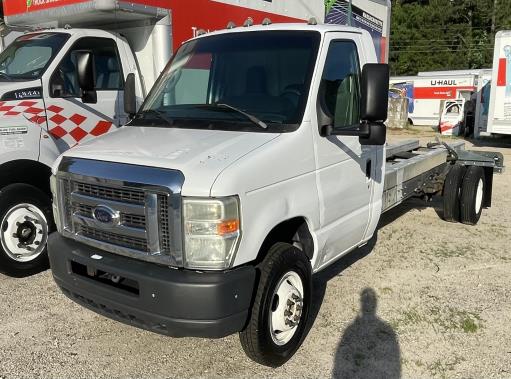 Used 2011 20 ' Cab and Chassis for sale