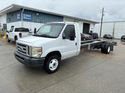 Used 2011 20 ' Cab and Chassis for sale
