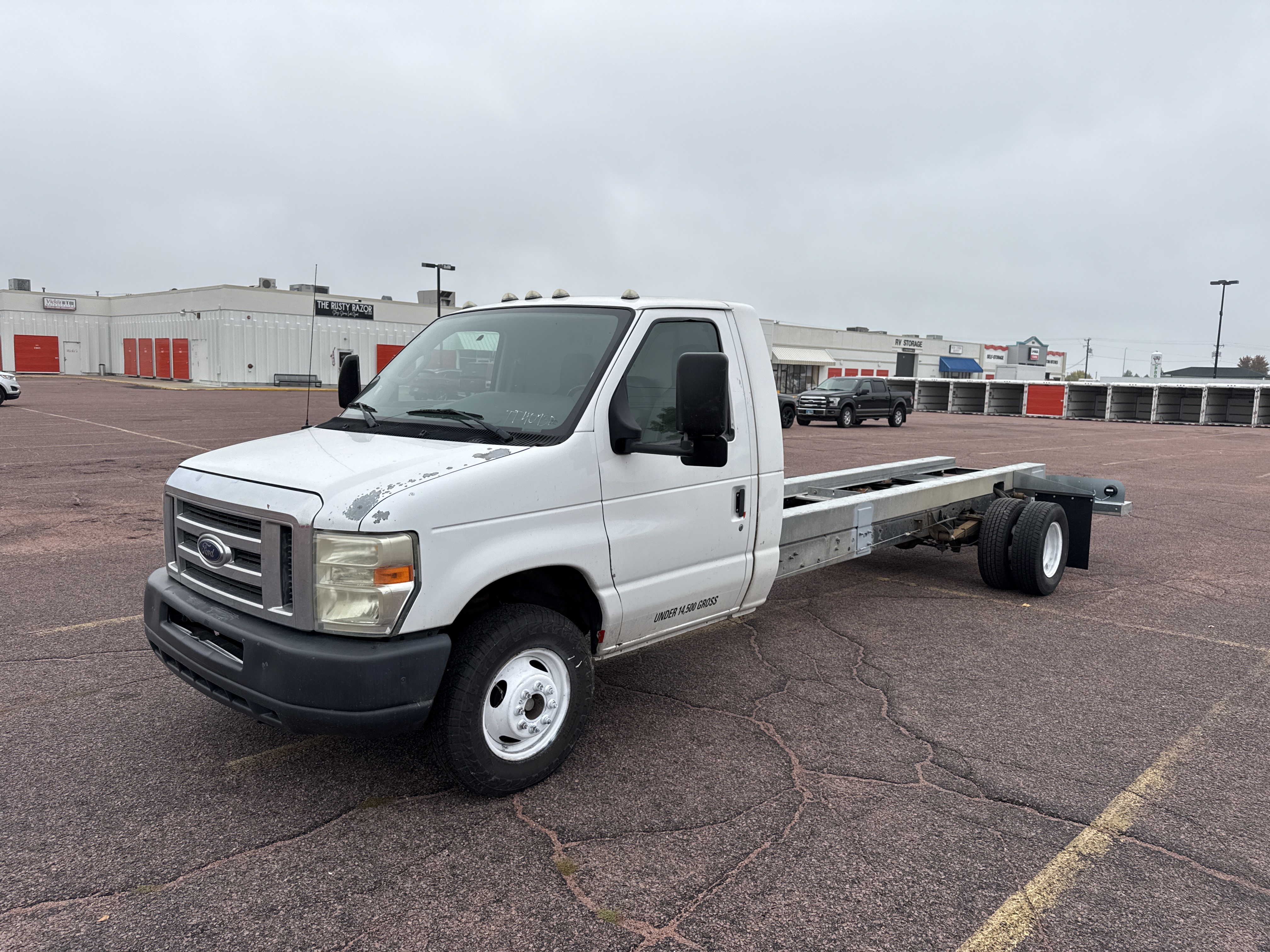 Used 2011 20 ' Cab and Chassis for sale