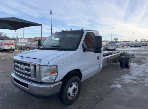 Used 2011 20 ' Cab and Chassis for sale