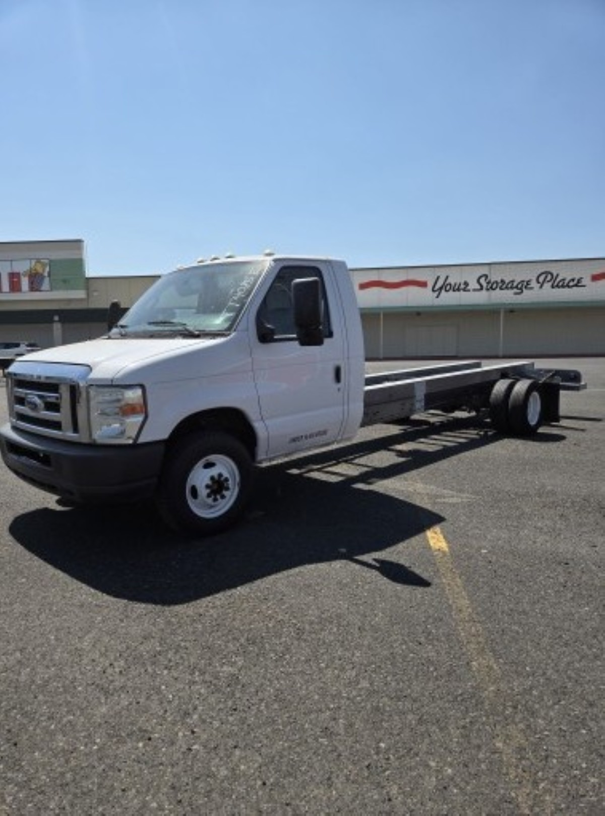 Used 2012 20 ' Cab and Chassis for sale