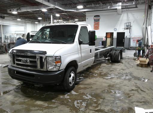 Used 2012 20 ' Cab and Chassis for sale