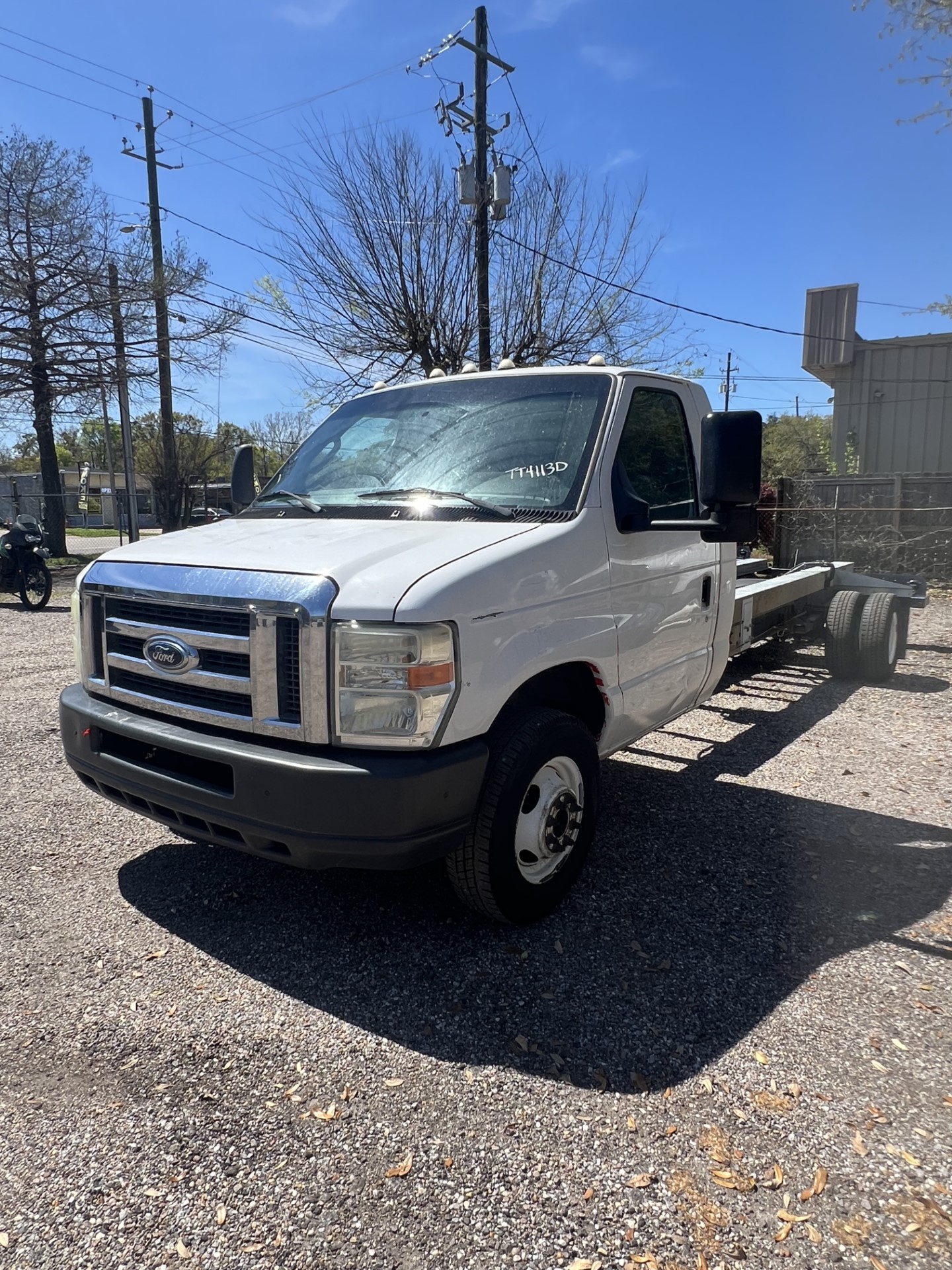 Used 2011 20 ' Cab and Chassis for sale