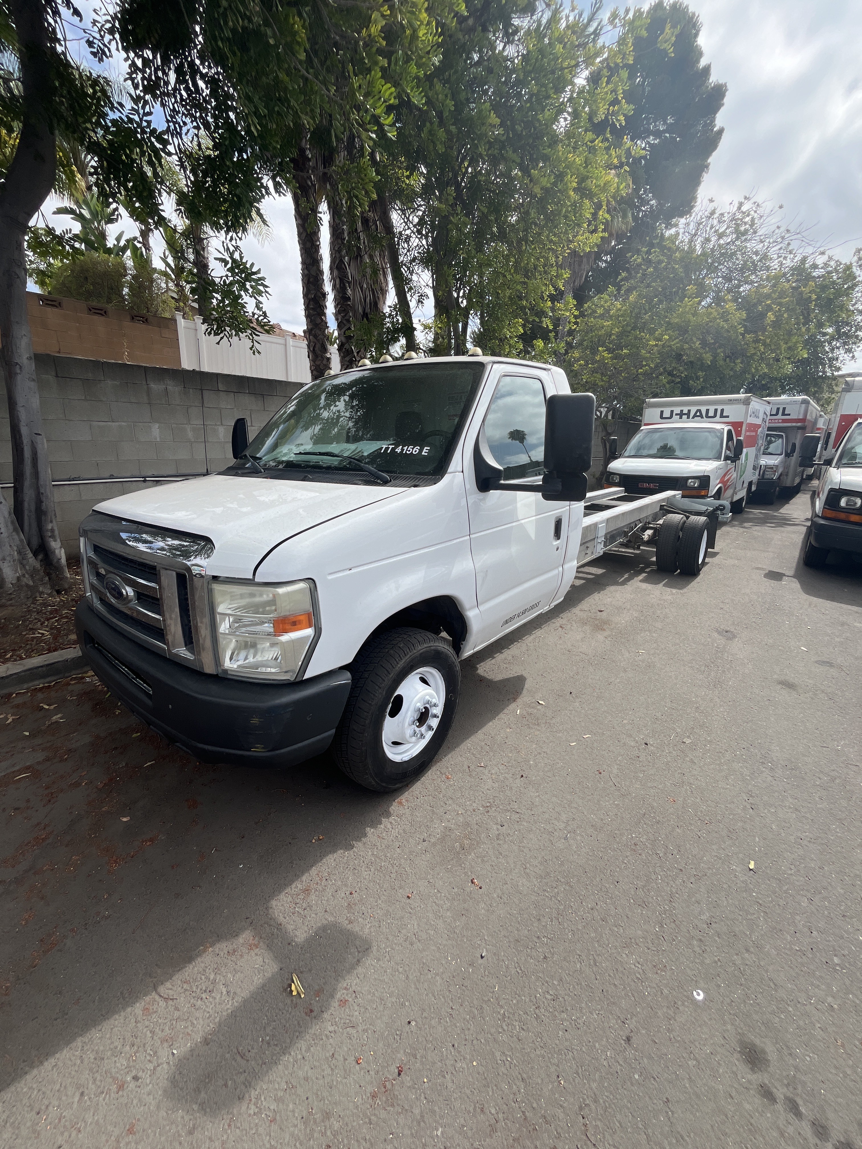 Used 2012 20 ' Cab and Chassis for sale