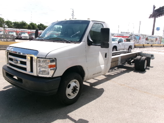 Used 2012 20 ' Cab and Chassis for sale
