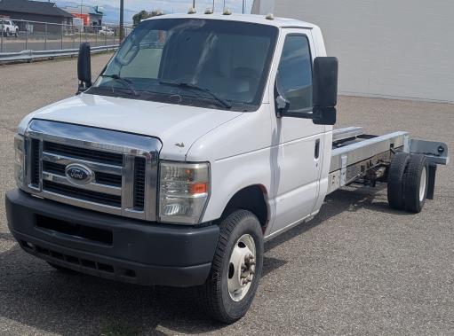 Used 2011 20 ' Cab and Chassis for sale