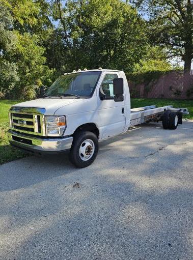 Used 2011 20 ' Cab and Chassis for sale