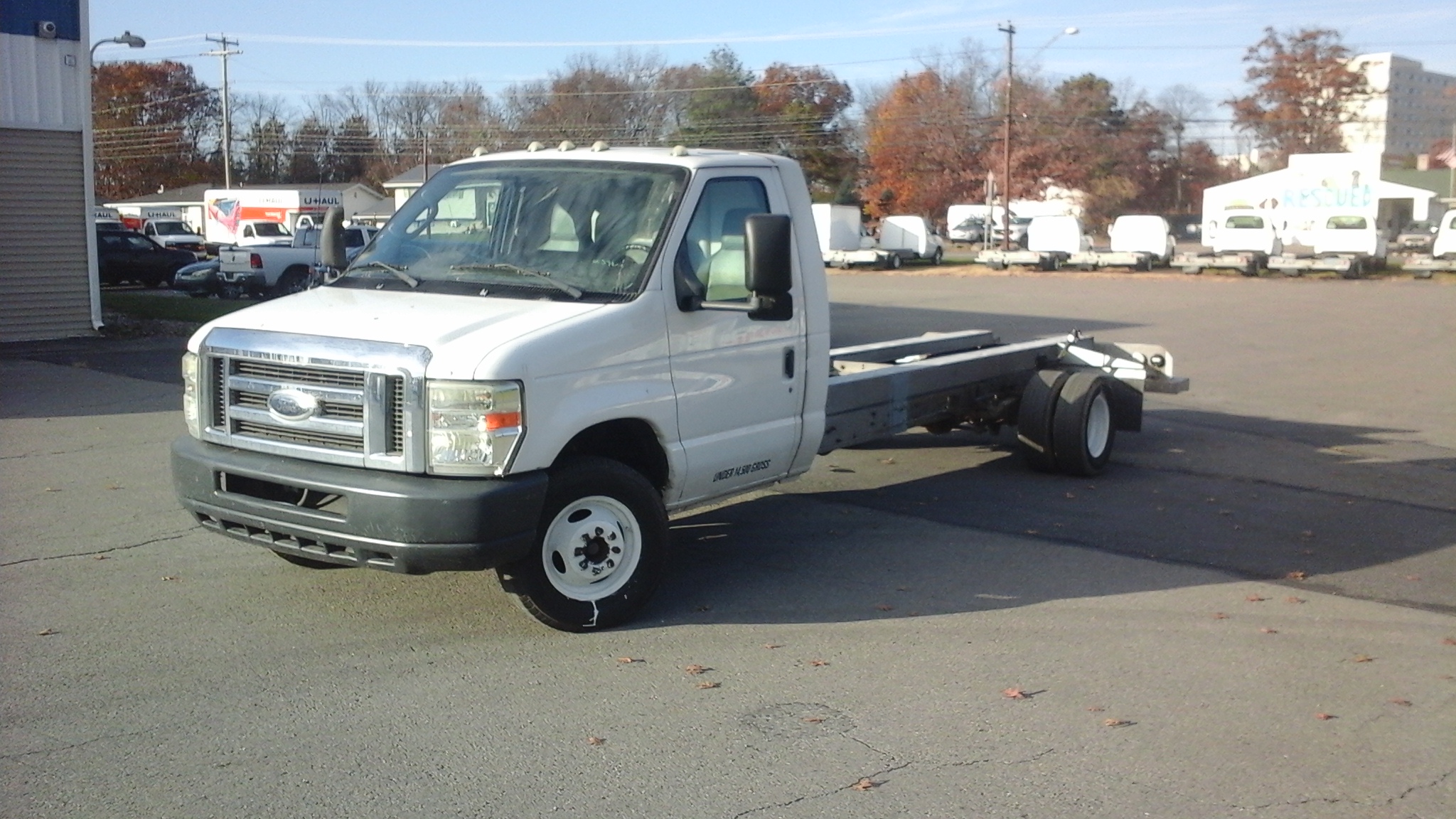 Used 2011 20 ' Cab and Chassis for sale