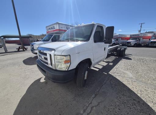 Used 2011 20 ' Cab and Chassis for sale