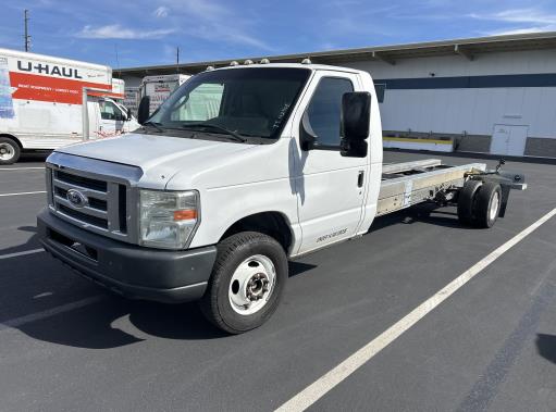 Used 2012 20 ' Cab and Chassis for sale