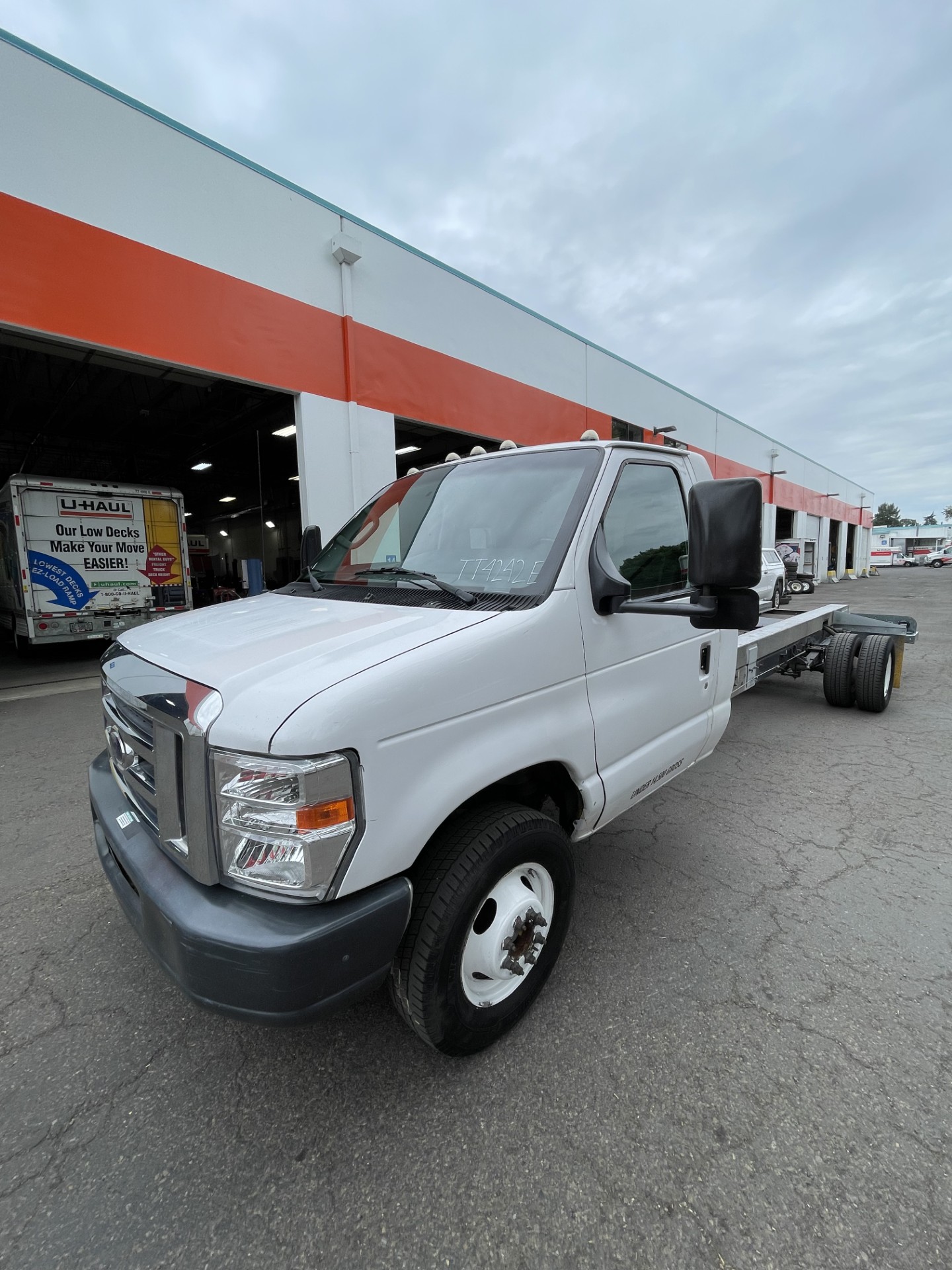 Used 2012 20 ' Cab and Chassis for sale
