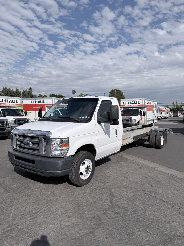 Used 2011 20 ' Cab and Chassis for sale