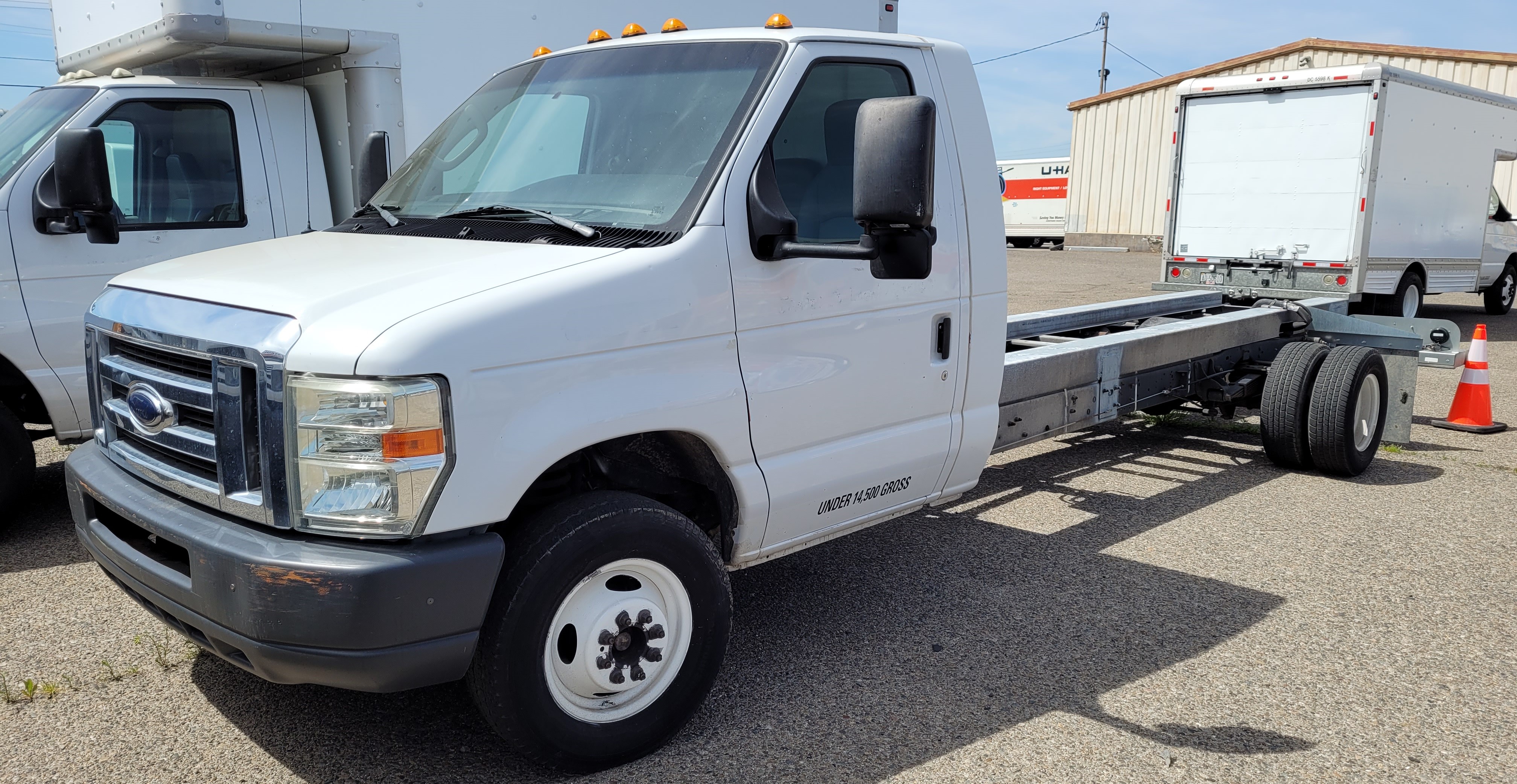 2011 Ford E450 Cab and Chassis for Sale in Placentia, CA 92870 UHaul