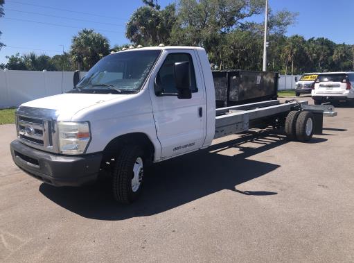 Used 2011 20 ' Cab and Chassis for sale