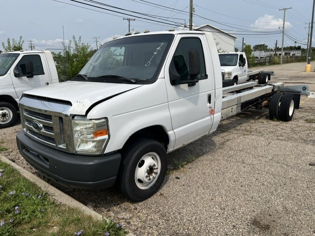 Used 2011 20 ' Cab and Chassis for sale