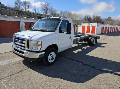 Used 2011 20 ' Cab and Chassis for sale