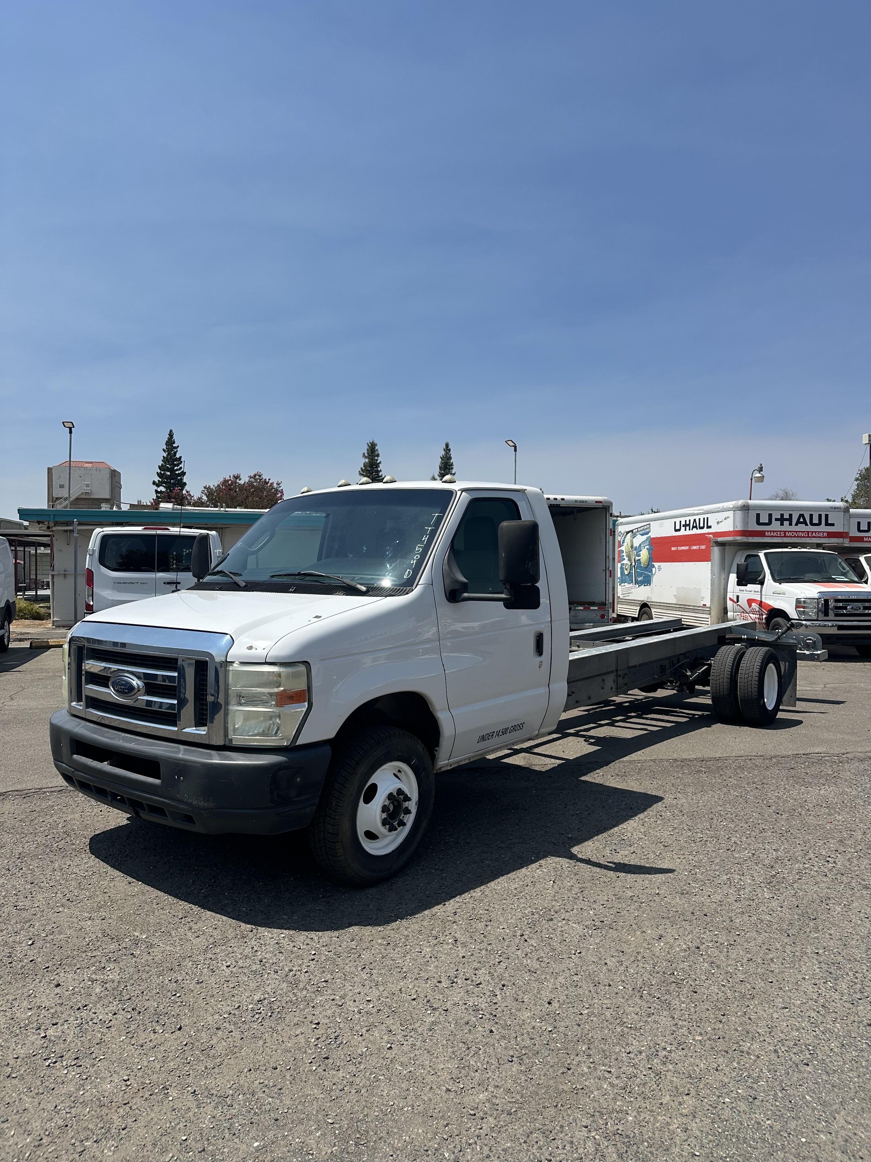 Used 2011 20 ' Cab and Chassis for sale