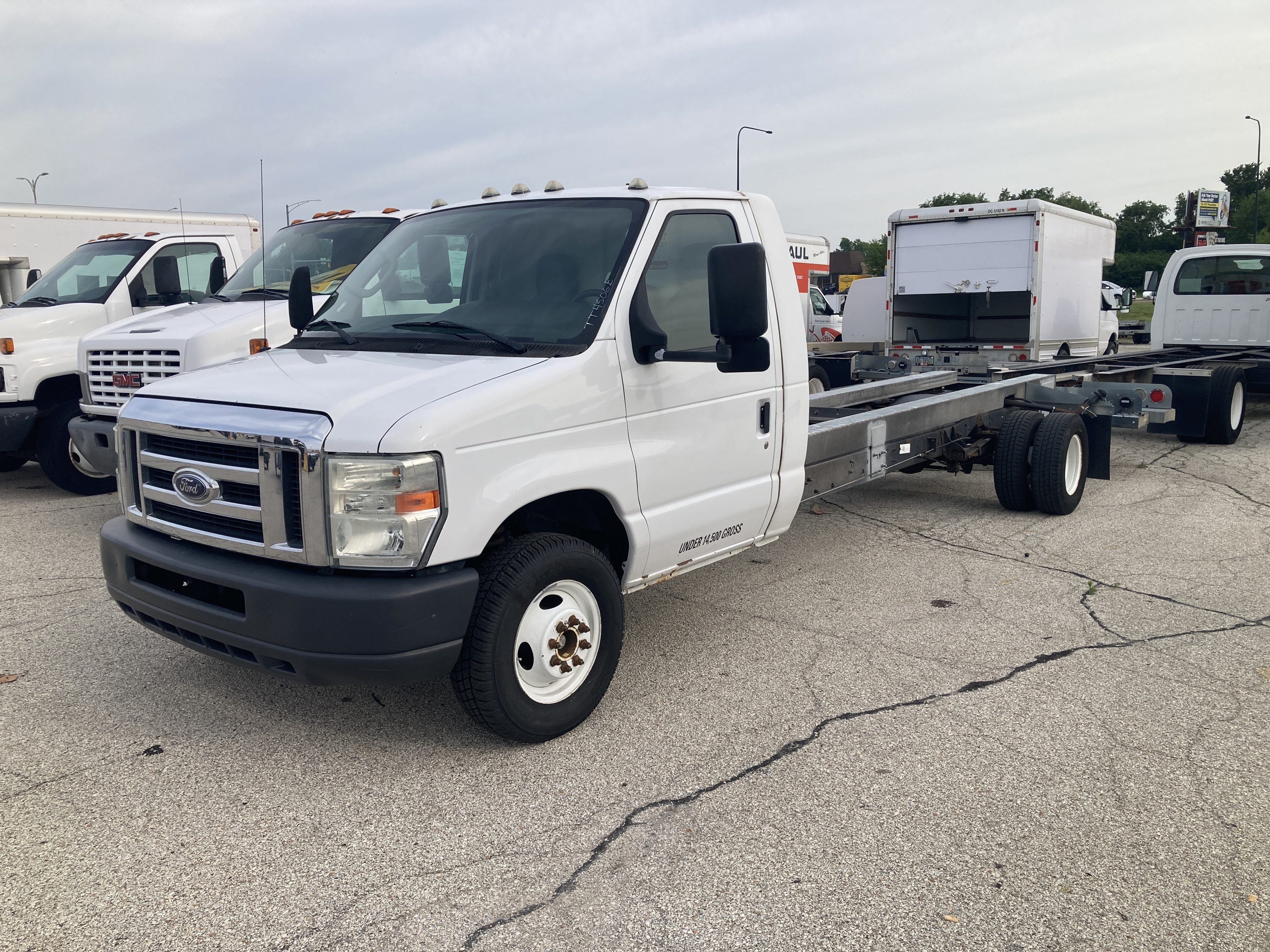 Used 2012 20 ' Cab and Chassis for sale
