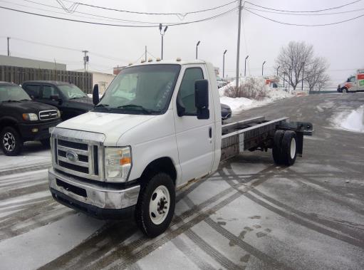 Used 2011 20 ' Cab and Chassis for sale
