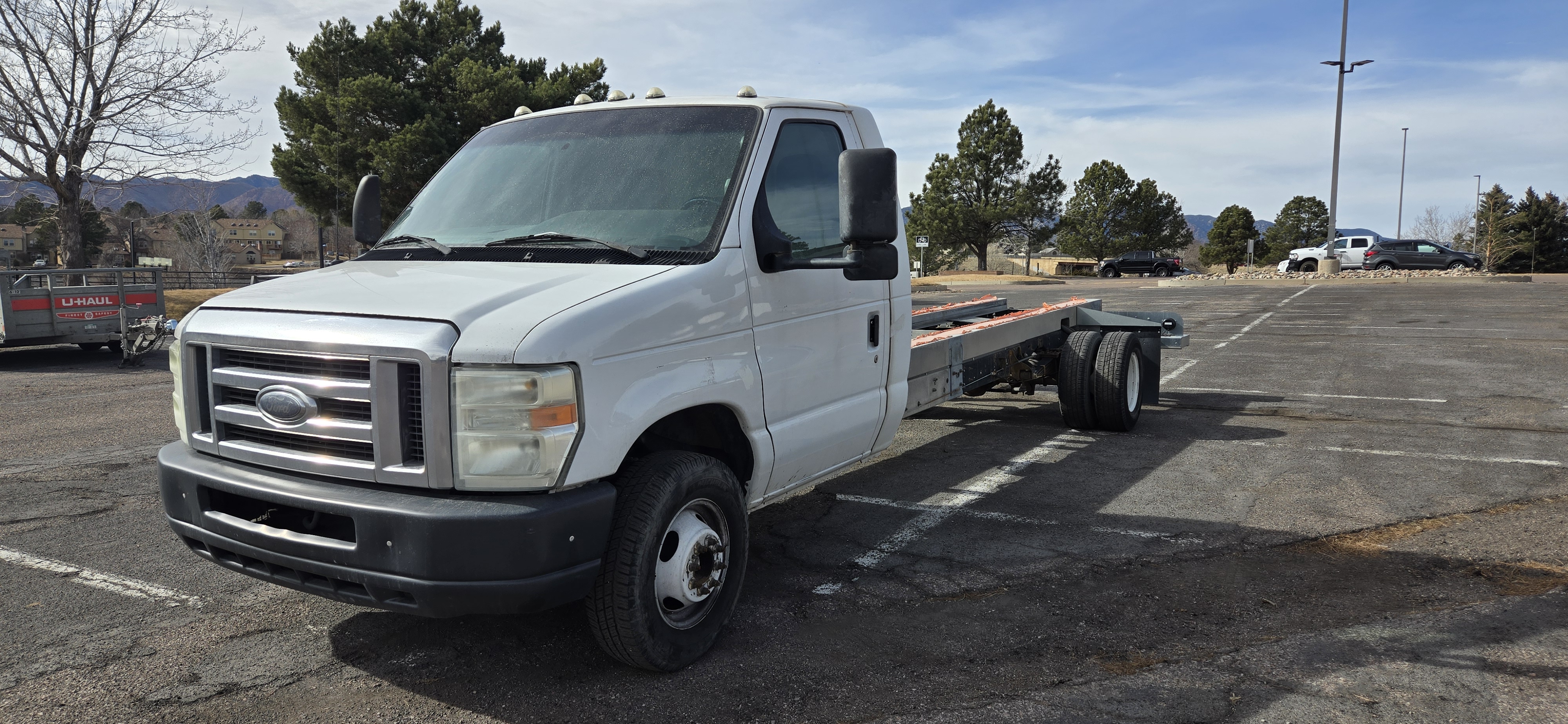 Used 2011 20 ' Cab and Chassis for sale