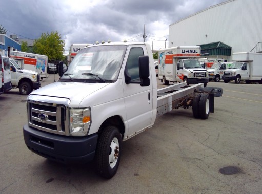Used 2012 20 ' Cab and Chassis for sale