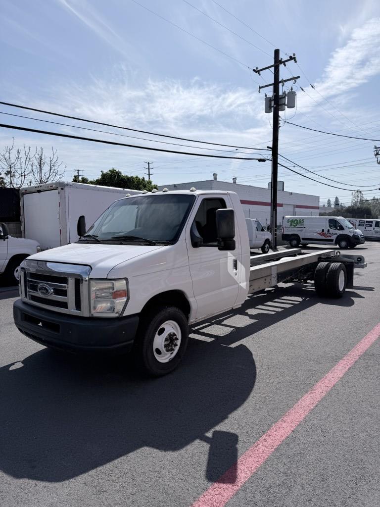 Used 2012 20 ' Cab and Chassis for sale