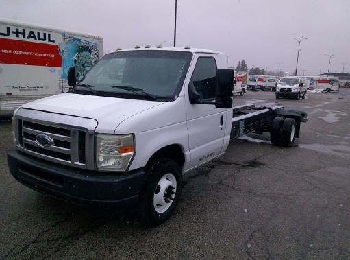 Used 2011 20 ' Cab and Chassis for sale