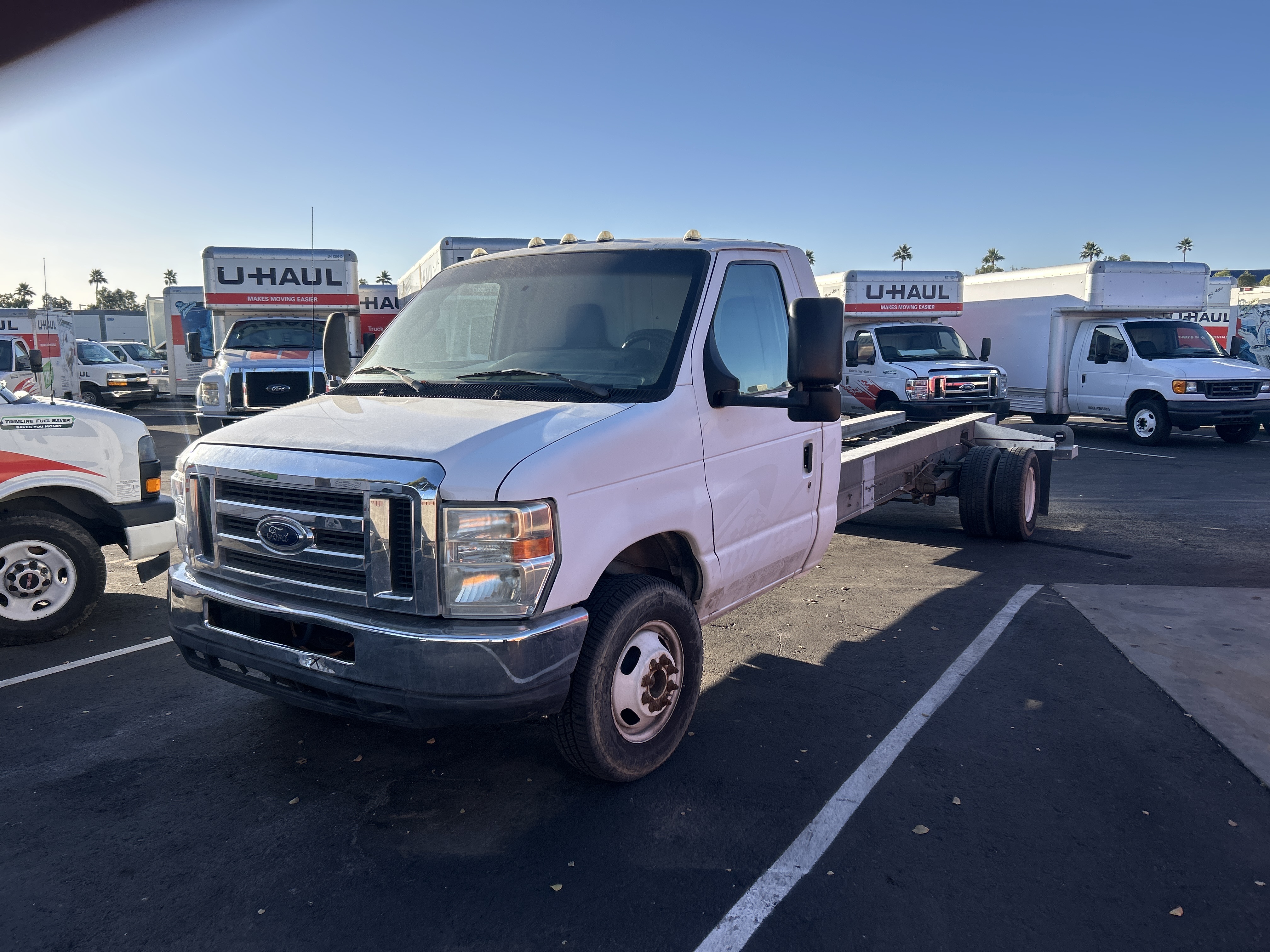 Used 2011 20 ' Cab and Chassis for sale