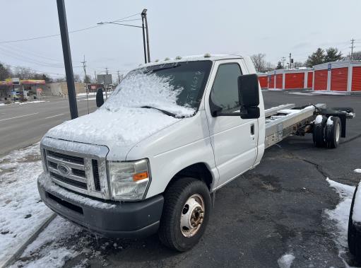 Used 2011 20 ' Cab and Chassis for sale