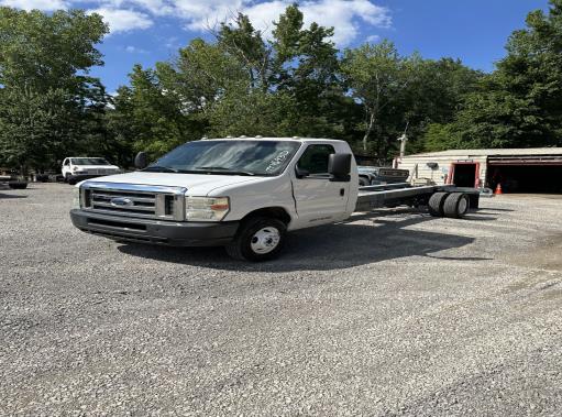 Used 2011 20 ' Cab and Chassis for sale