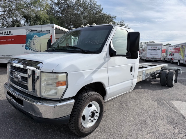 Used 2011 20 ' Cab and Chassis for sale