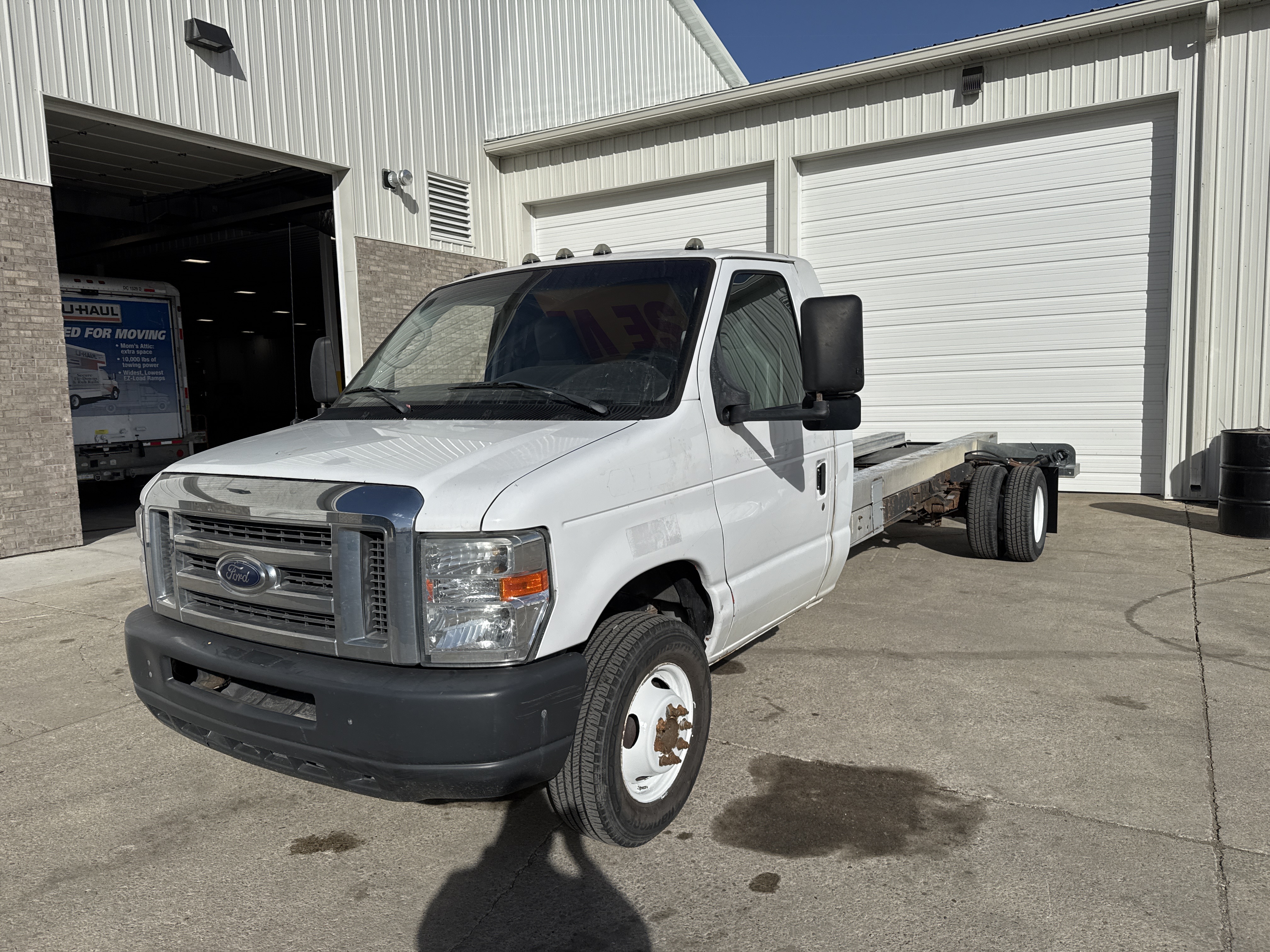 Used 2011 20 ' Cab and Chassis for sale