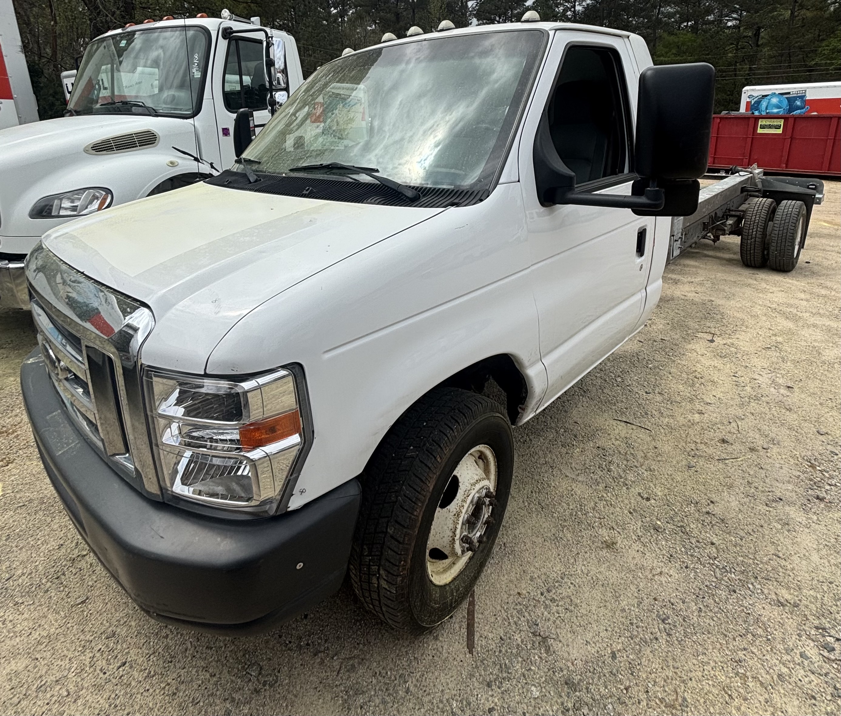 Used 2011 20 ' Cab and Chassis for sale