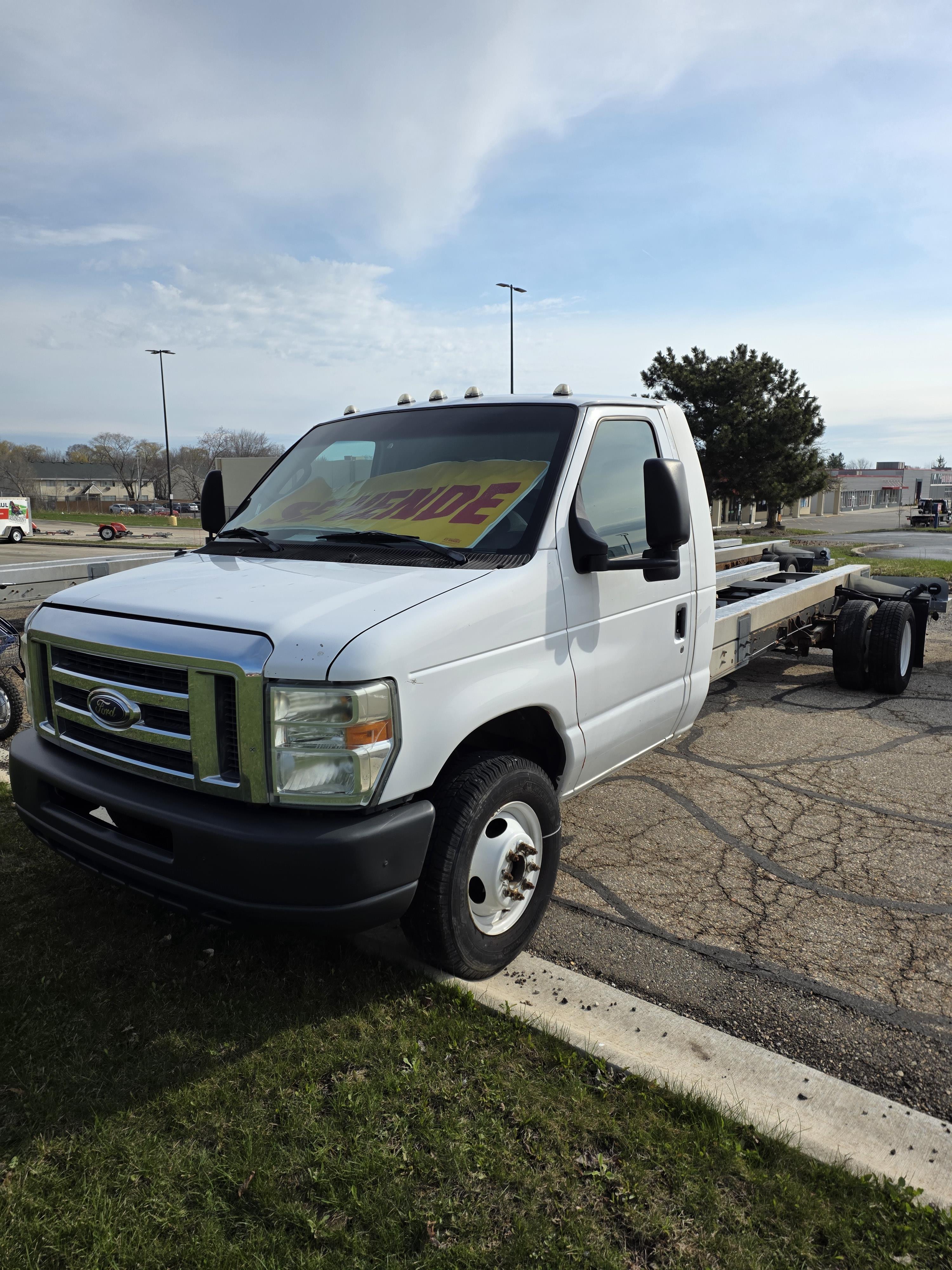 Used 2011 20 ' Cab and Chassis for sale