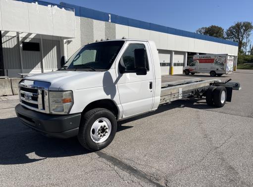 Used 2011 20 ' Cab and Chassis for sale