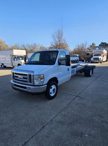 Used 2011 20 ' Cab and Chassis for sale