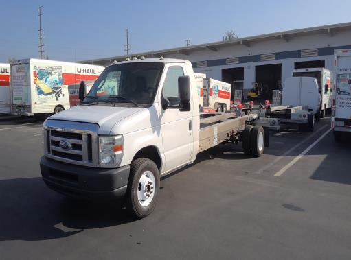 Used 2011 20 ' Cab and Chassis for sale