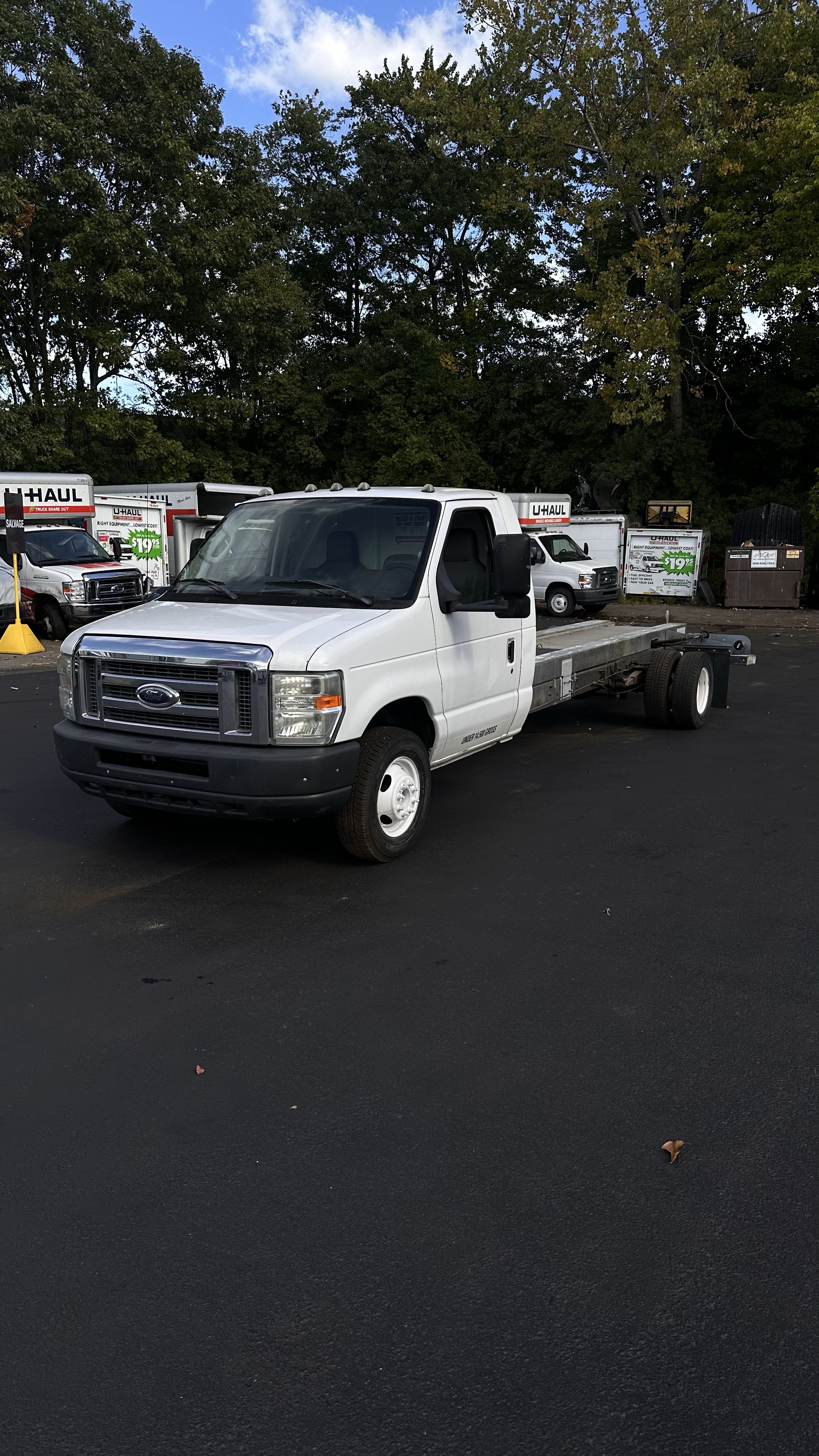 Used 2011 20 ' Cab and Chassis for sale
