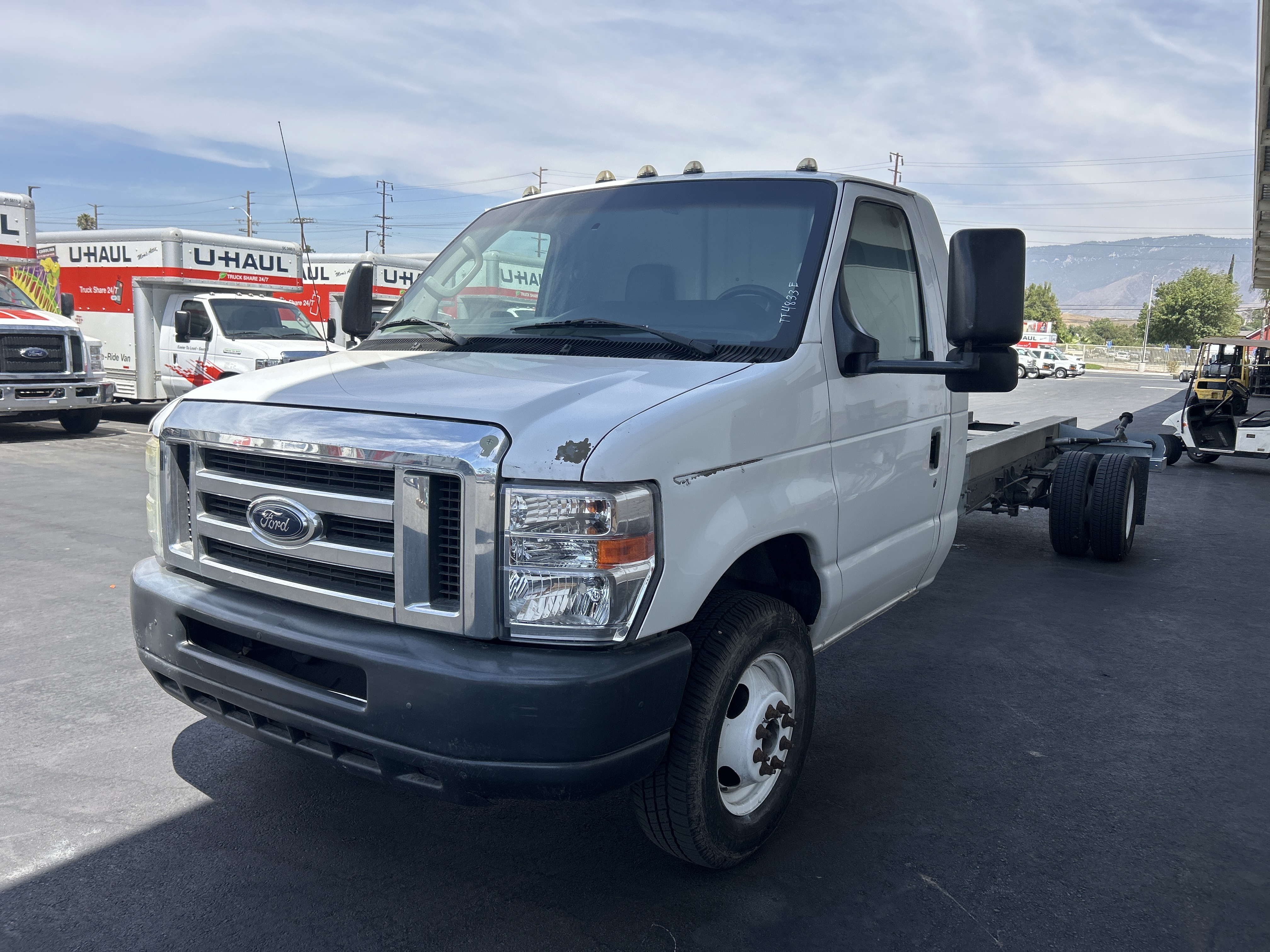 Used 2012 20 ' Cab and Chassis for sale