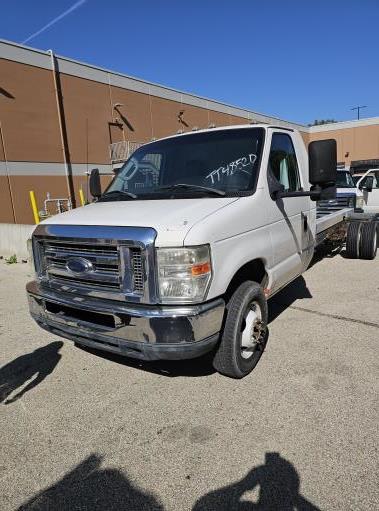 Used 2011 20 ' Cab and Chassis for sale