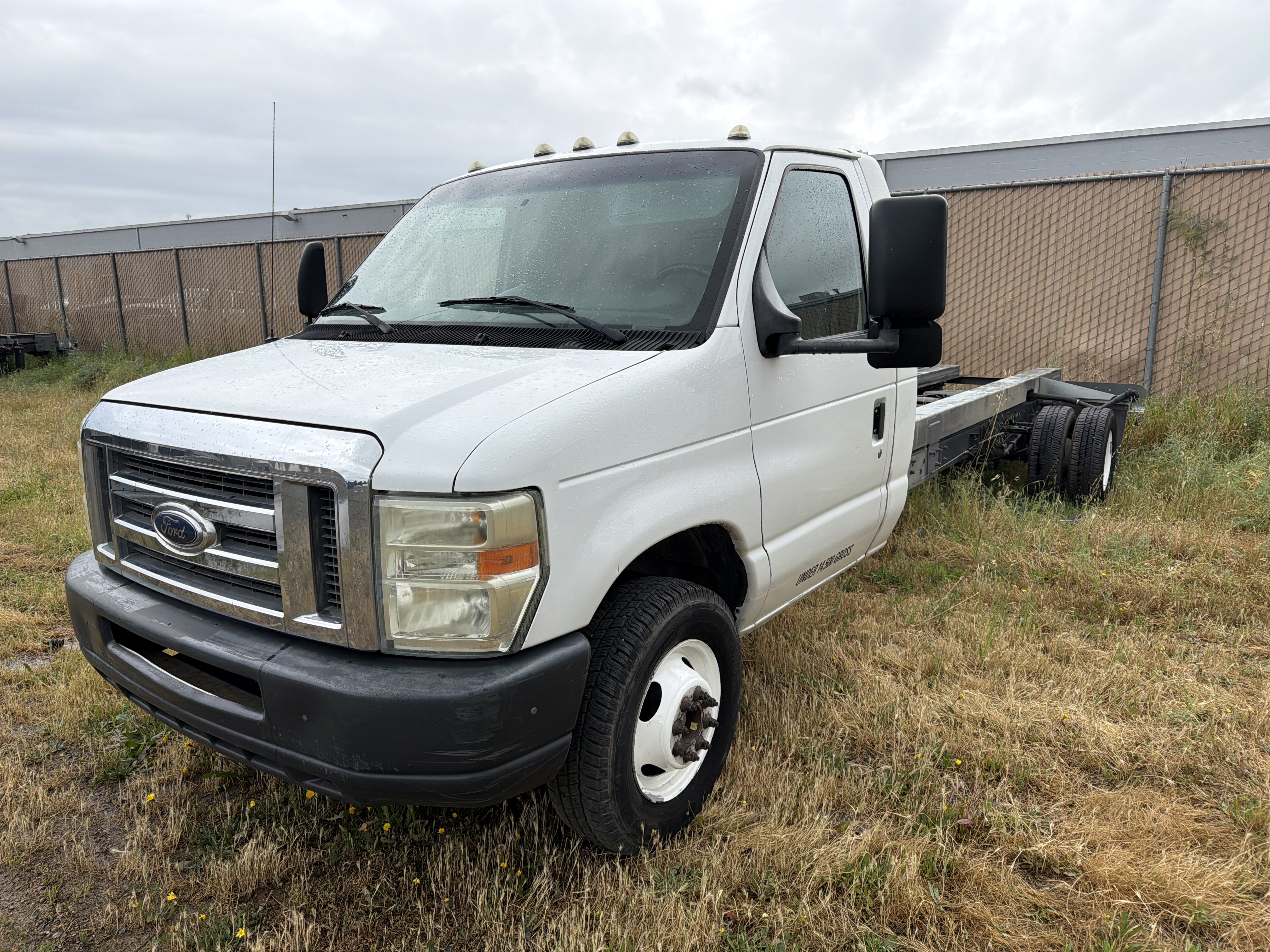Used 2011 20 ' Cab and Chassis for sale