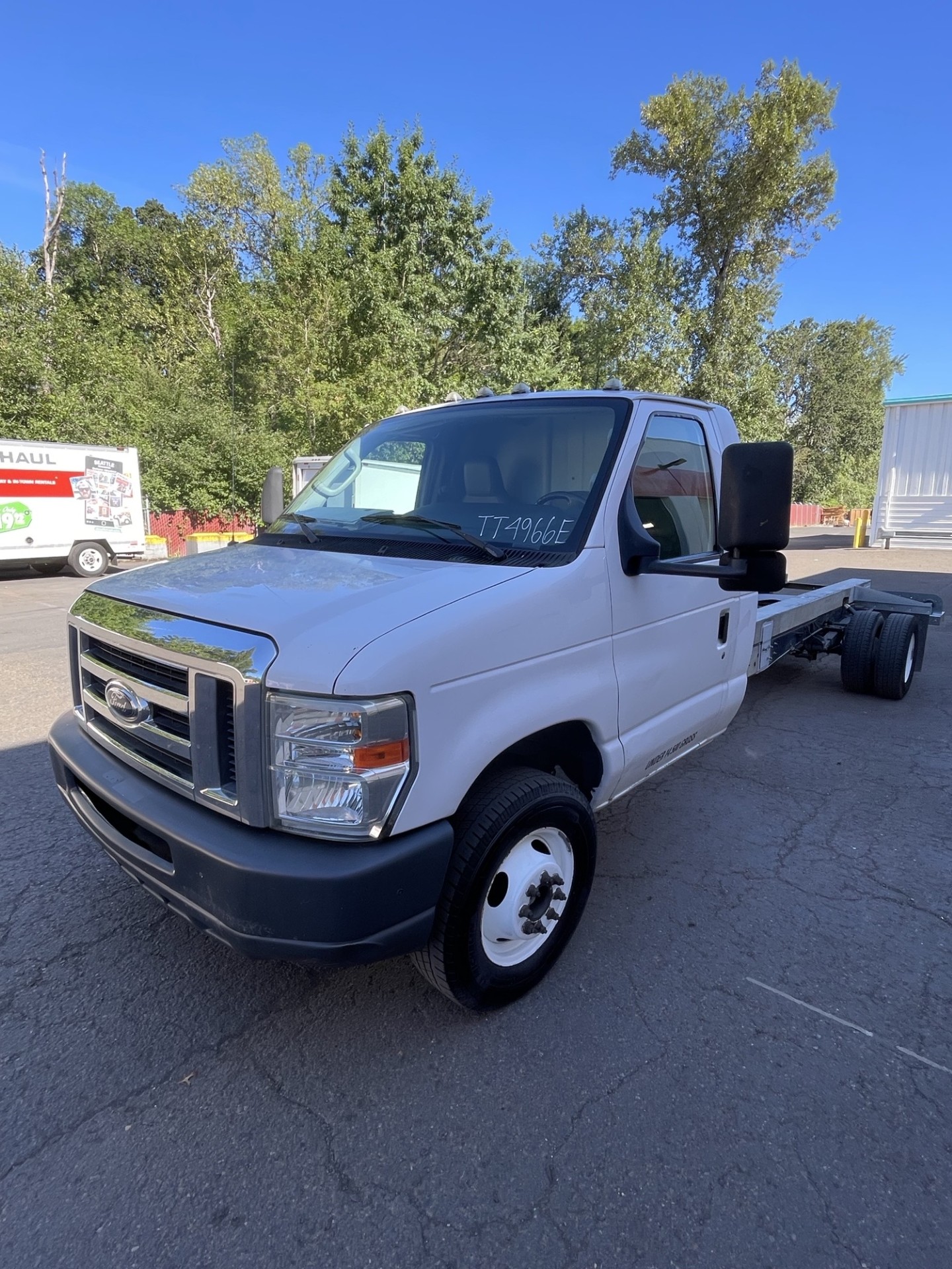 Used 2012 20 ' Cab and Chassis for sale