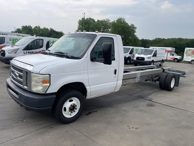 Used 2011 20 ' Cab and Chassis for sale