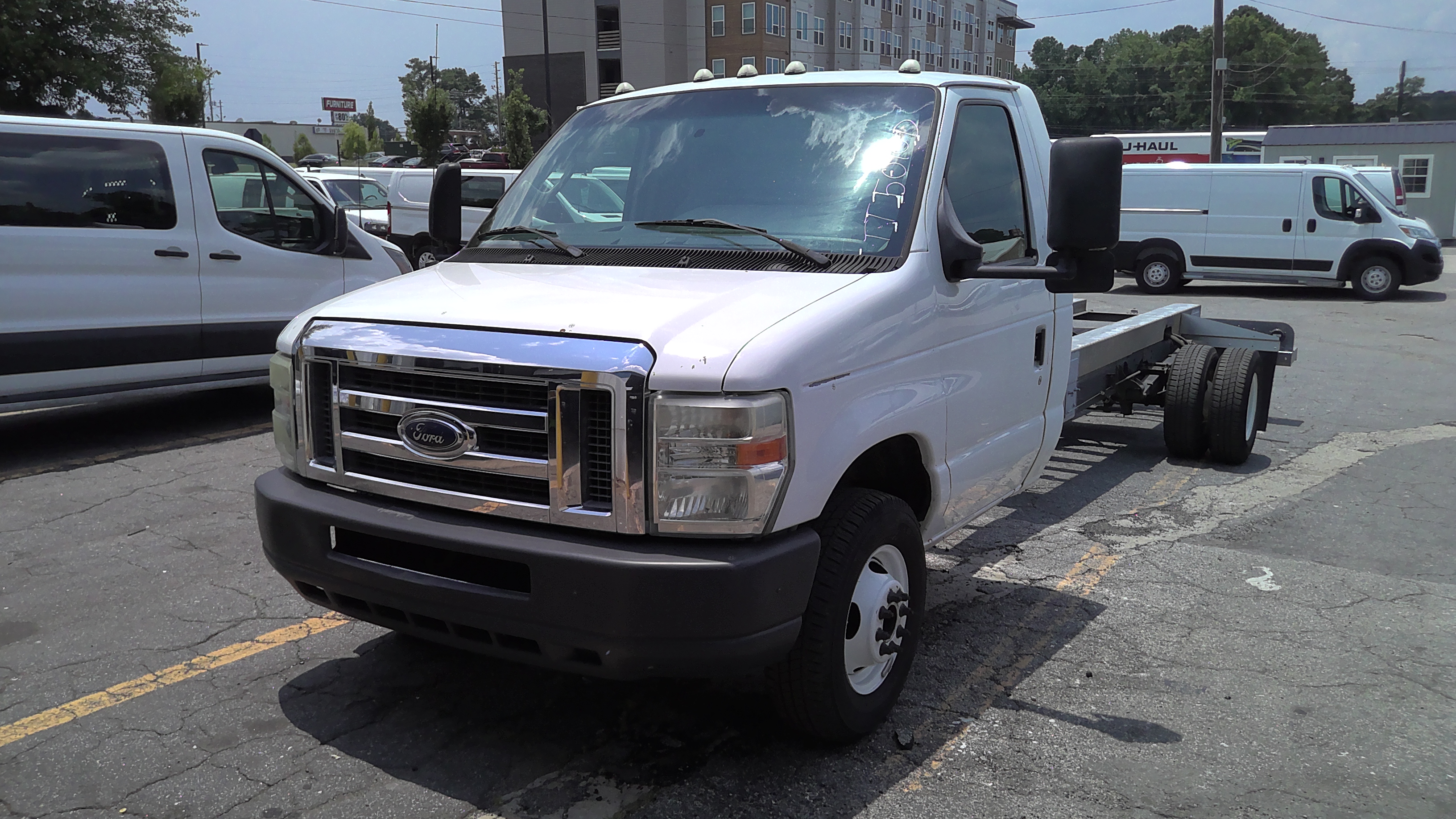 Used 2011 20 ' Cab and Chassis for sale
