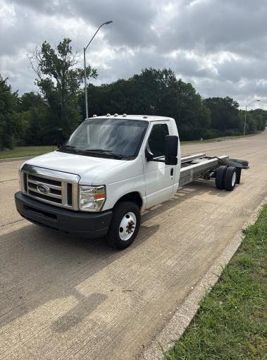 Used 2011 20 ' Cab and Chassis for sale