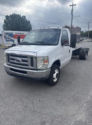 Used 2011 20 ' Cab and Chassis for sale