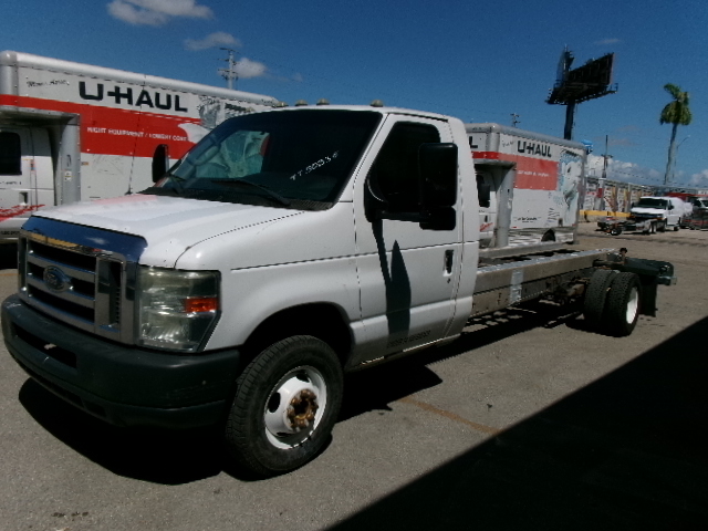 Used 2012 20 ' Cab and Chassis for sale