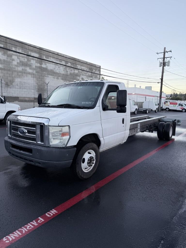 Used 2011 20 ' Cab and Chassis for sale