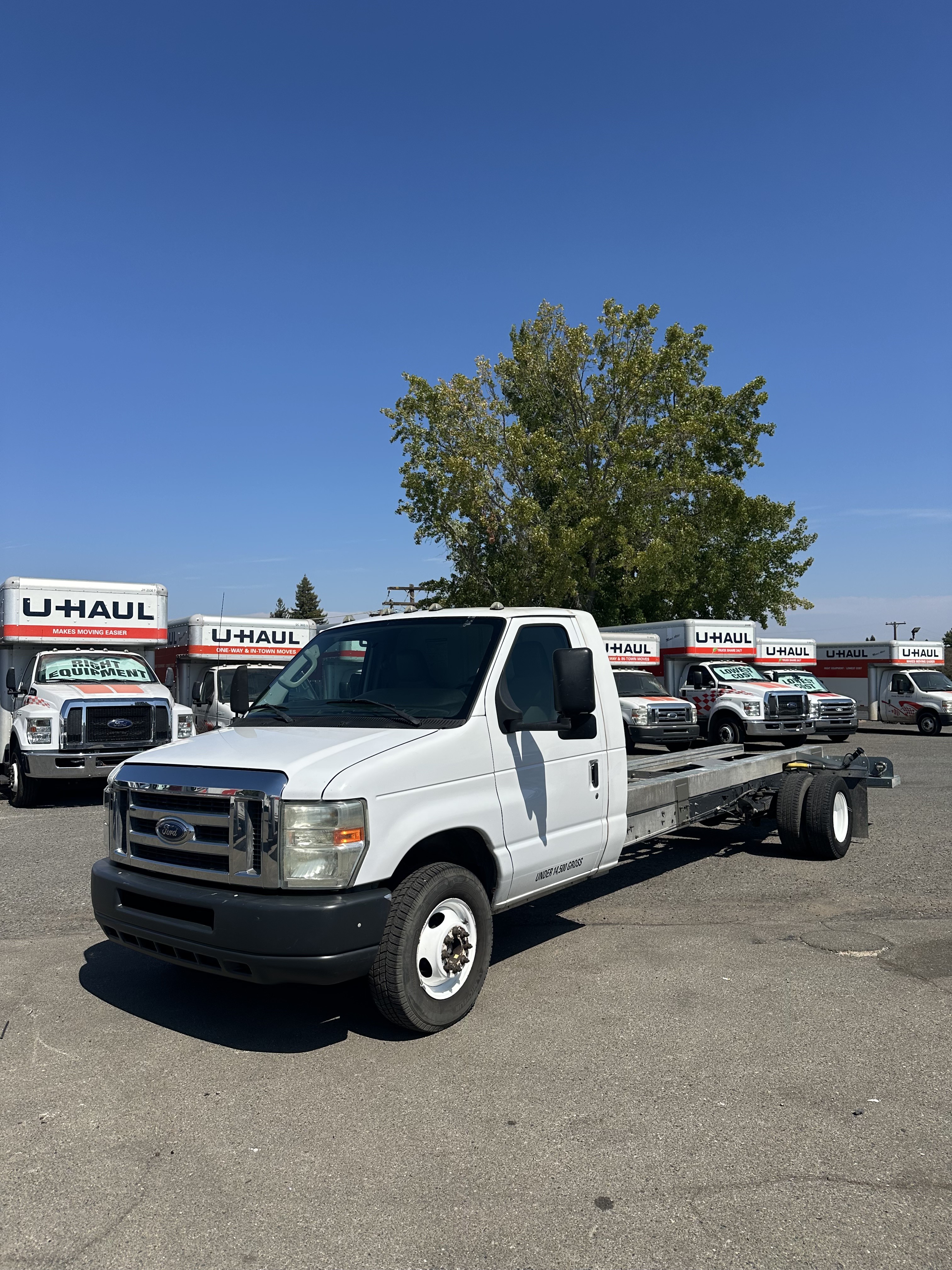 Used 2011 20 ' Cab and Chassis for sale